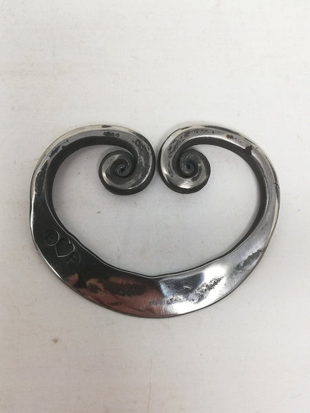 Hand forged stainless steel mezzaluna