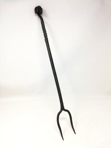 Toasting fork - heavyweight, rams head handle - hand forged in mild steel.